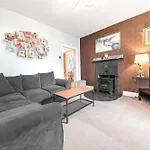 Sunny Brae, Dog Friendly בית נופש