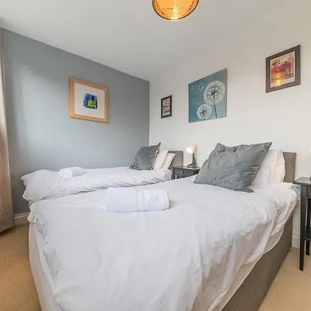 Sunny Brae, Dog Friendly